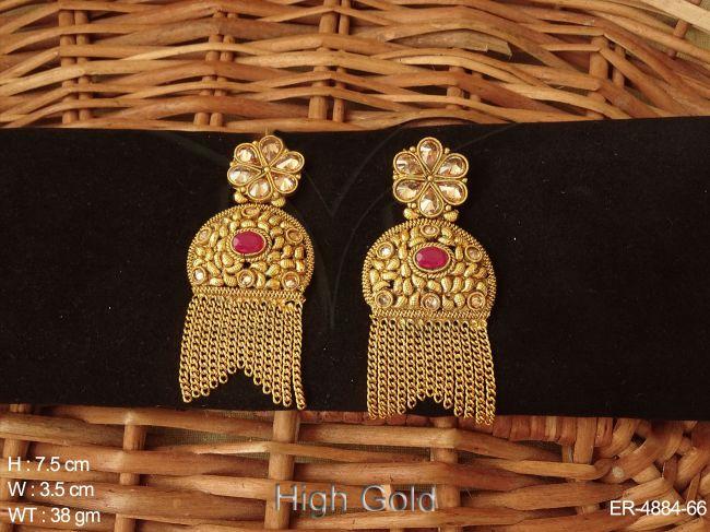 reverse half circle antique earrings detail