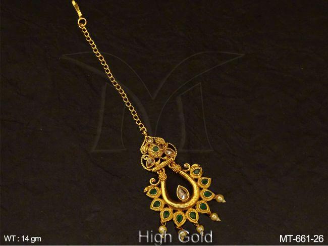 paan bordered style antique maang tikka detail