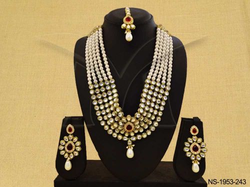 NS-1953-243-RUBY