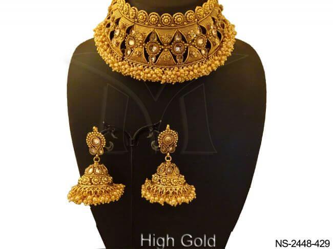 Broad Neck Base Antique Necklace Set