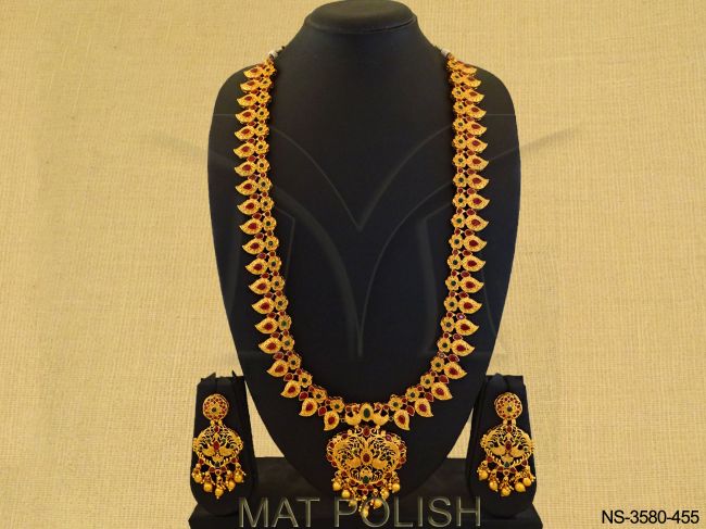 paan bordered long peacock facing necklace detail