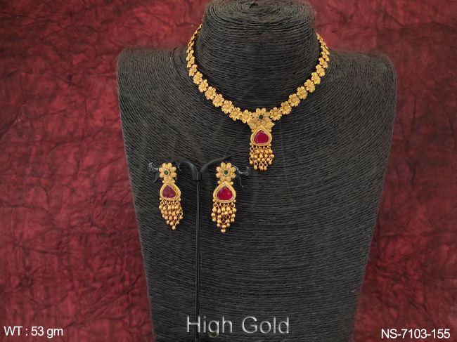 Beautiful Antique Flower Designer Choker Style High Gold polish Choker Style Necklace Set