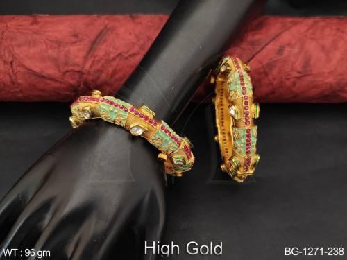 Mesh Style Paan Stone Antique Bangles