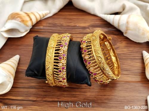 Broad Style Paan Pillar Bangles