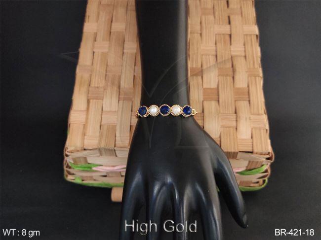 antique delicate plastick  kundan round shape bracelets