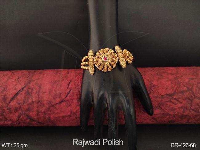 Beautiful Rajwadi Polish Round Shape Antique Designer Bracelet