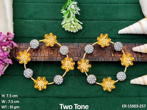 fusion-jewellery-two-tone-polish-beautiful-design-fancy-style-earrings-