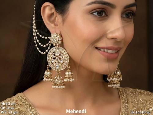 beautiful-mehendi-polish-design-full-stone-party-wear-earrings-