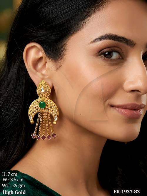 reverse chand pendulam antique earrings detail