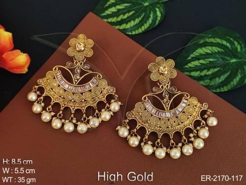 chakri hold half chand traditional antique earrings