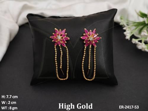 flower hold chain drop ad earing detail