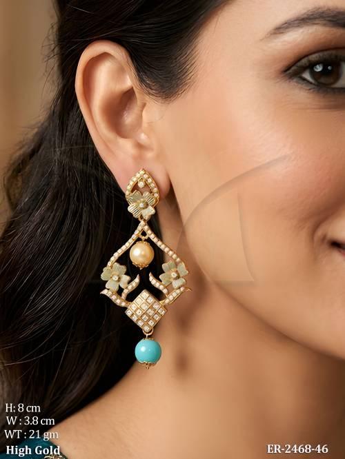 triangular chokor flower sided polki earrings detail