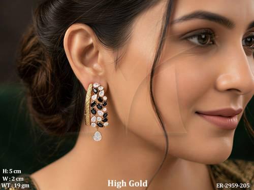 seperated beads polki earrings detail