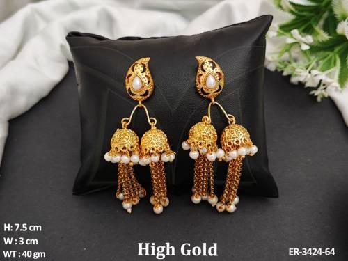 paan hold chain fall earrings detail