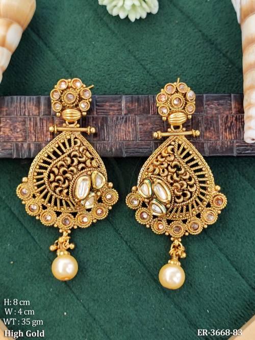 paan shape polki earrings detail