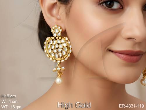 paan shape stone moti droped earings detail