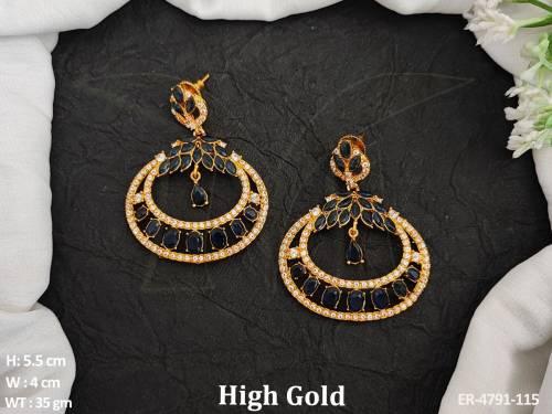 oval shape leaf fall antique earrings detail
