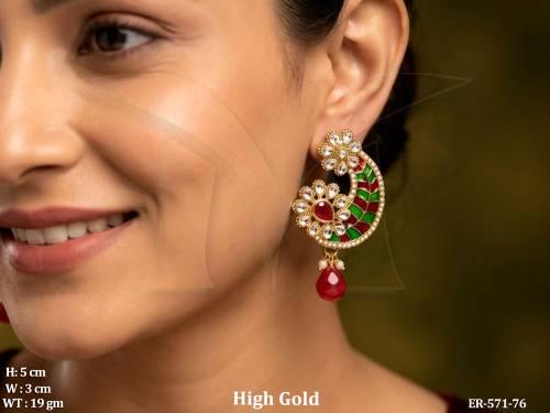 gold earrings with moon antique earrings detail