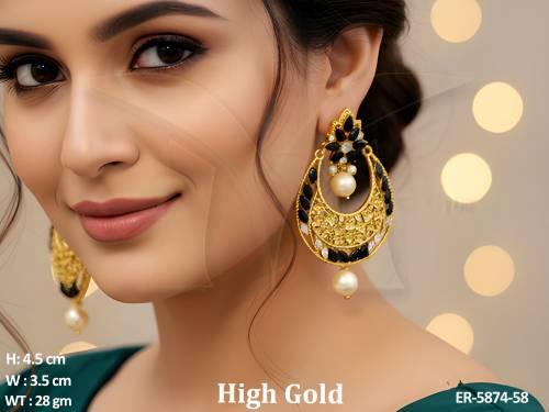 chand shape paan bali earings detail