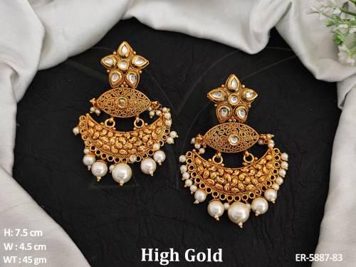 half chand shape flower style earrings detail