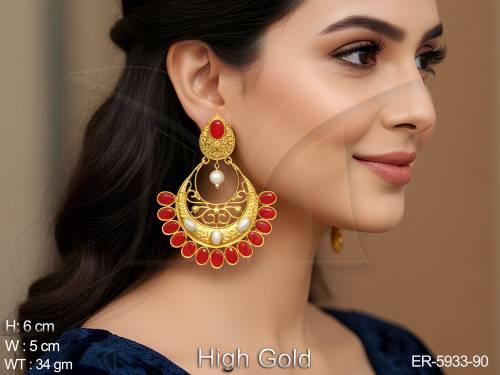 paan chand bali antique earrings detail