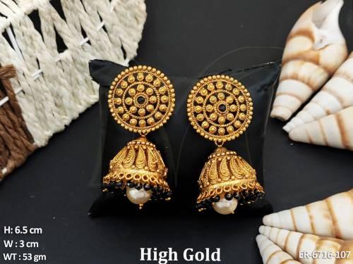 round leaf textured jhumki earing detail