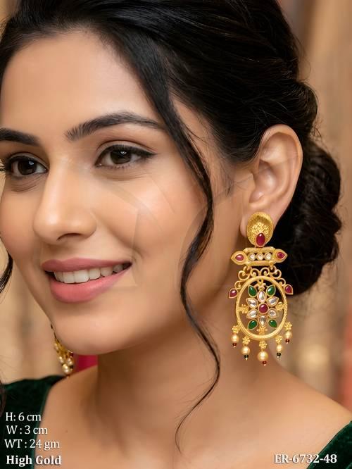 oval shape flowery polki earrings detail