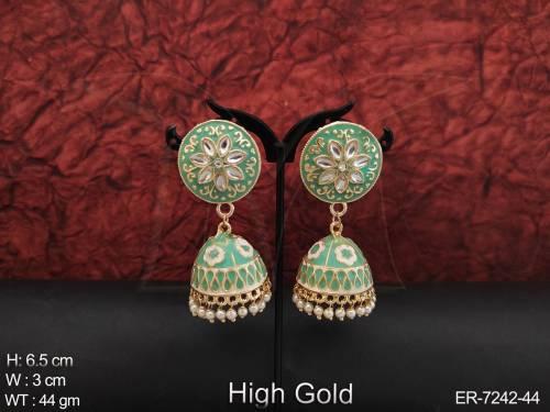 round shape in flower jhumki earrings detail