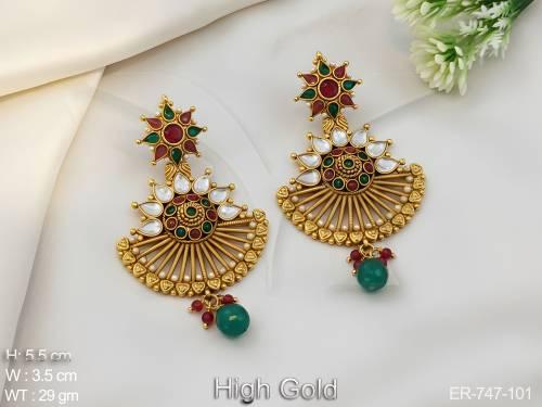 manekratna exclusive antique earrings detail