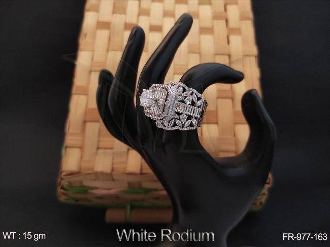 FR-977-163-WHITE
