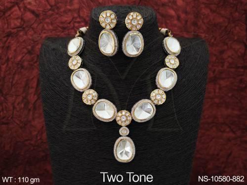 NS-10580-882-WHITE