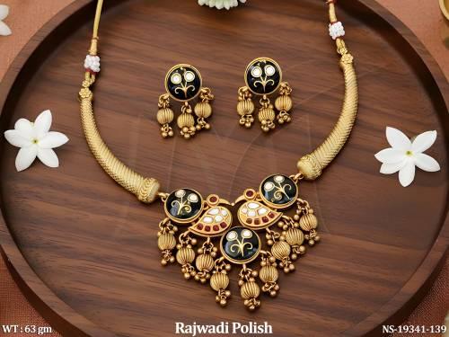 traditional-rajwadi-style-antique-necklace-set