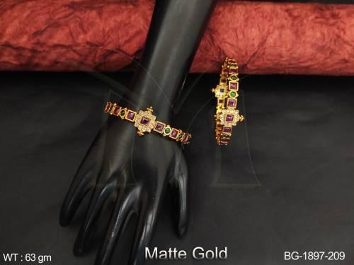 BG-1897-209-RUBY GREEN/2 X 4