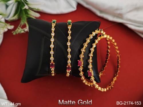 BG-2174-153-Ruby green white/2 X 2