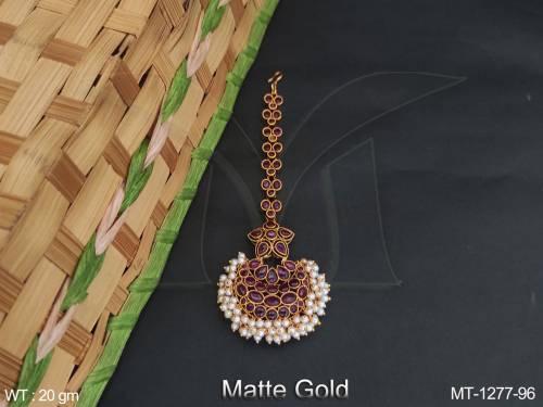 clustered-pearl-matte-gold-polish-fancy-style-party-wear-kemp-jewellery-maang-tikka