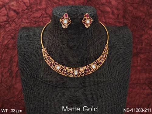 Kemp Jewellery Fancy Style Matte Gold Polish Beautiful Designer Party wear Kemp Short Choker Necklace Set 