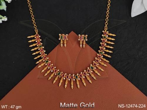 Kemp Design Matte Gold Polish Beautiful Designer Kemp Design Short Necklace Set