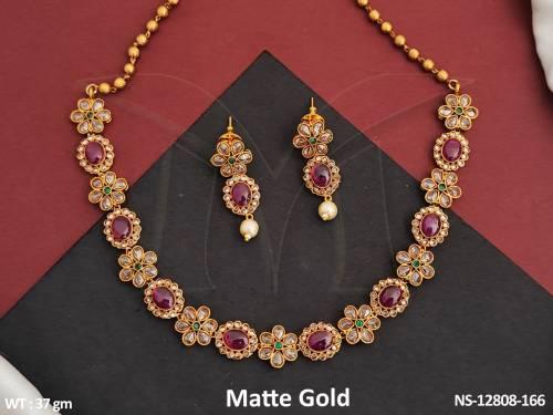 Kemp Jewellery Matte Gold Polish Party Wear Fancy Design Kemp Short Necklace Set 