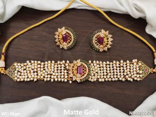 Kemp Jewelry Accessories Half Flower Design Matte Gold Polish Kemp Choker Necklace Set