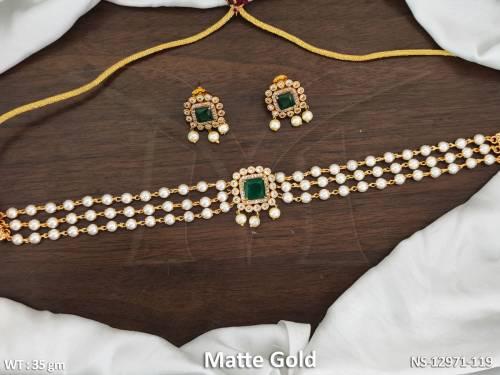 Clustered Pearl Matte Gold Polish Fancy Design Choker Style Kemp Necklace Set 