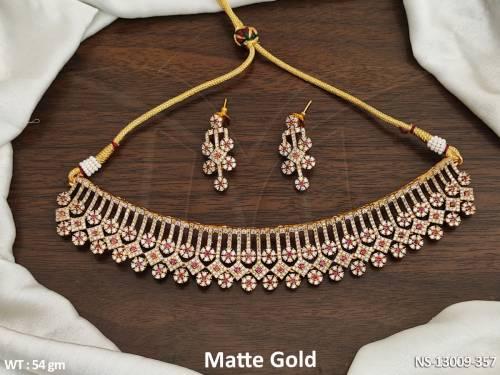 Matte Gold Polish Fancy desing Party wear Kemp Design Choker style Short Kemp Necklace Set 