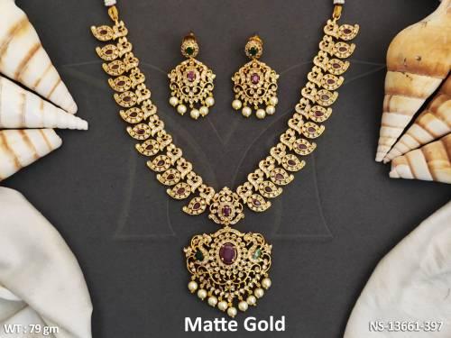 Beautiful Kemp Design Matte Gold Polish Party wear Kemp Necklace Set