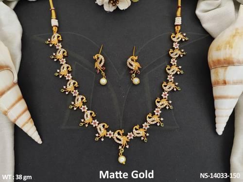 Kemp Designer Fancy Style Matte Gold Polish Kemp Short Necklace Set 