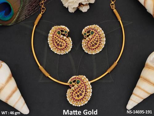 kemp-jewellery-stylish-matte-gold-polish-party-wear-kemp-necklace-set-
