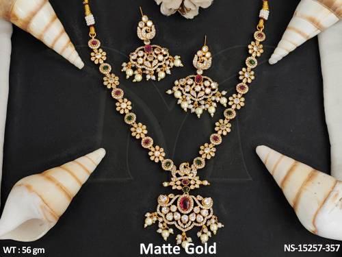 Matte Gold Polish Full Stones Kemp Jewelry Fancy Design Party Wear Stylish Kemp Necklace Set 