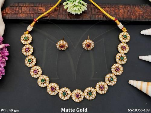 design-full-stone-matte-gold-polish-necklace-set-