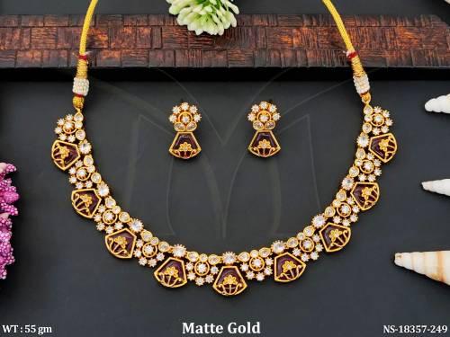 kemp-design-matte-gold-polish-necklace-set-