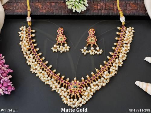 Kemp Design Matte Gold Clustered Pearl  Short Necklace Set  