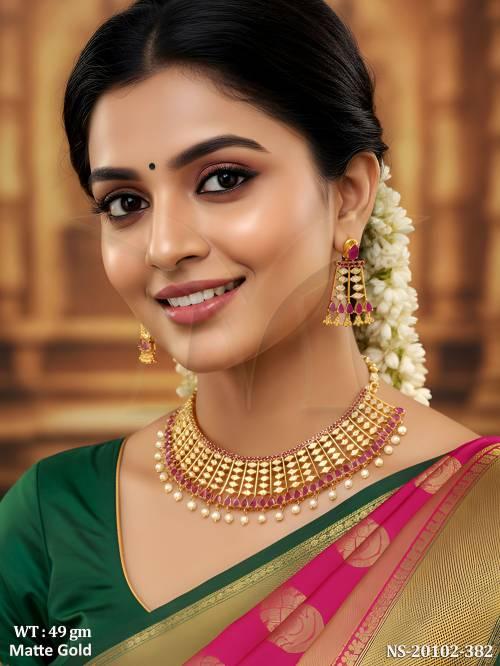 south-indian-temple-style-kemp-necklace-with-earrings