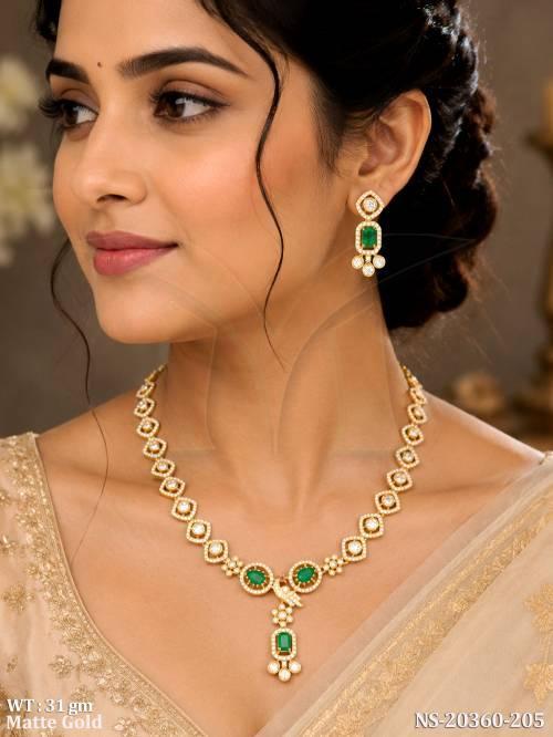 traditional-temple-style-kemp-necklace-set-for-women